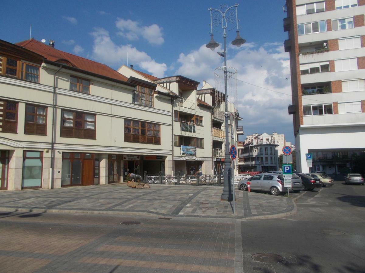 Retron Szinva-Lux Ξενοδοχείο Μίσκολτς Εξωτερικό φωτογραφία